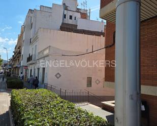 Vista exterior de Edifici en venda en Sitges