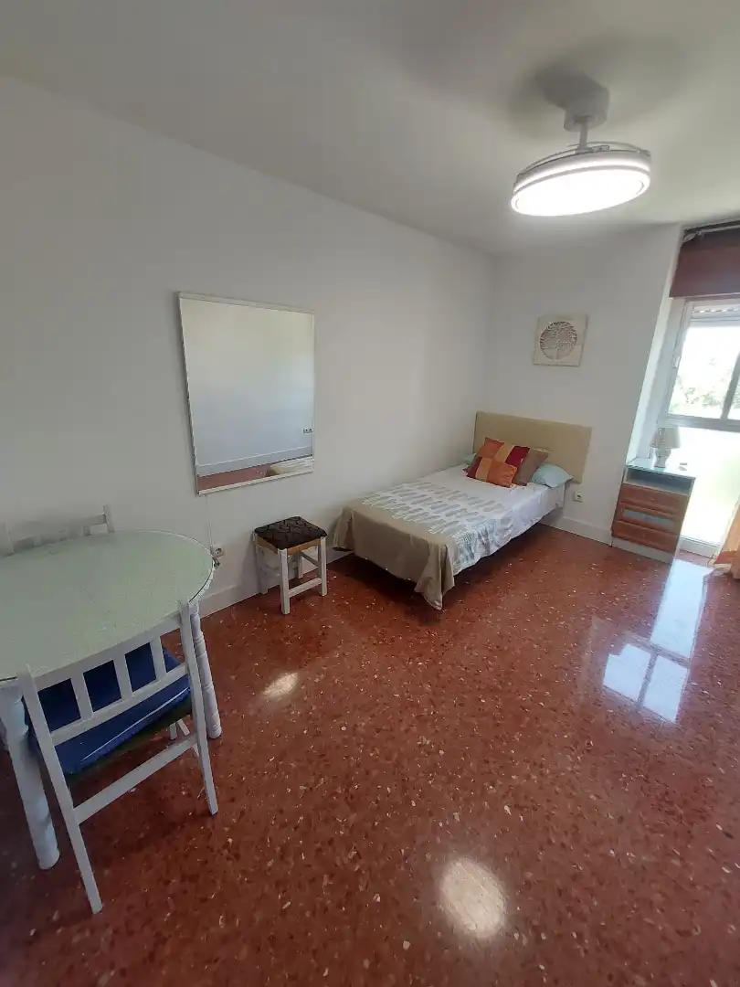 Schlafzimmer von Wohnung zur Miete in Granada mit Klimaanlage, Möbliert und Waschmaschine
