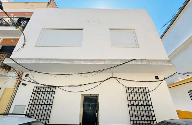 Casa-chalet en Venta en Calle Alderete en El Molinillo - Capuchinos