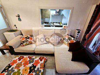 Living room of Flat for sale in Camas  with Air Conditioner and Terrace