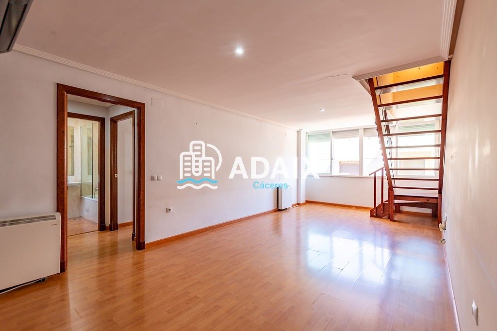 Dúplex en venta en Cáceres Capital con Aire acondicionado, Calefacción y Terraza