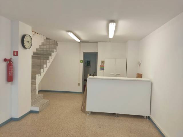 Local comercial en Alquiler en Carretera de Barcelona en Torre-roja-Campreciós