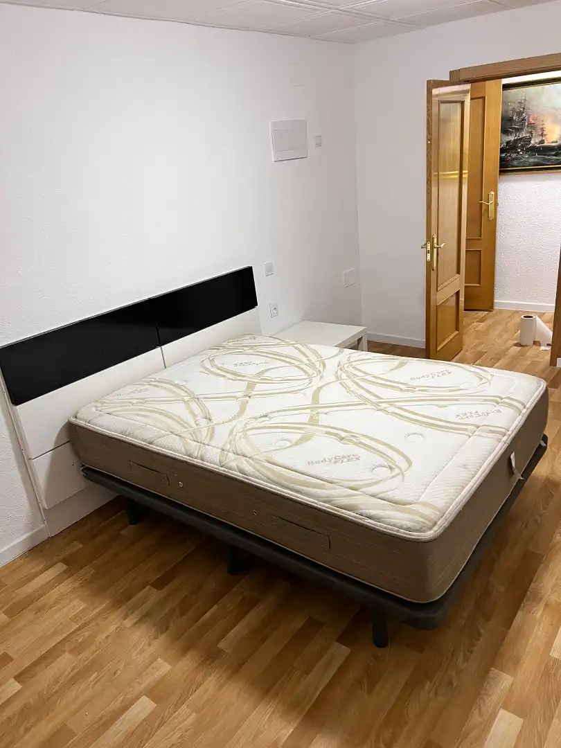 Schlafzimmer von Country house zur Miete in Fuente El Saz de Jarama mit Klimaanlage, Privatgarten und Abstellraum