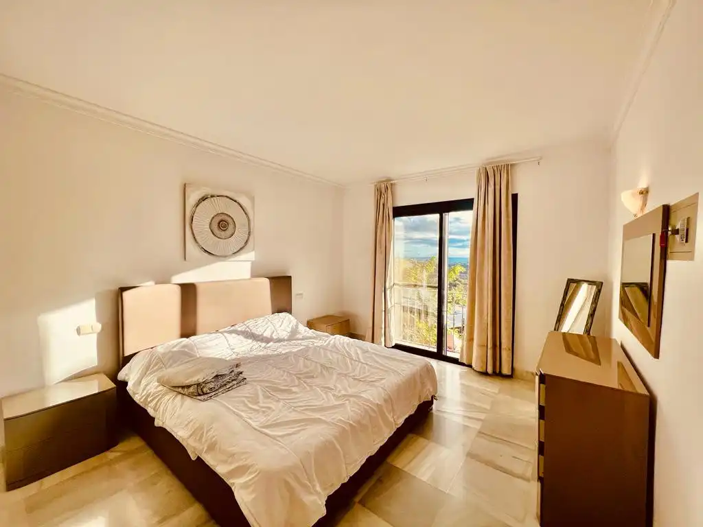 Apartamento de alquiler en CERRO ARTOLA, 11, La Quinta