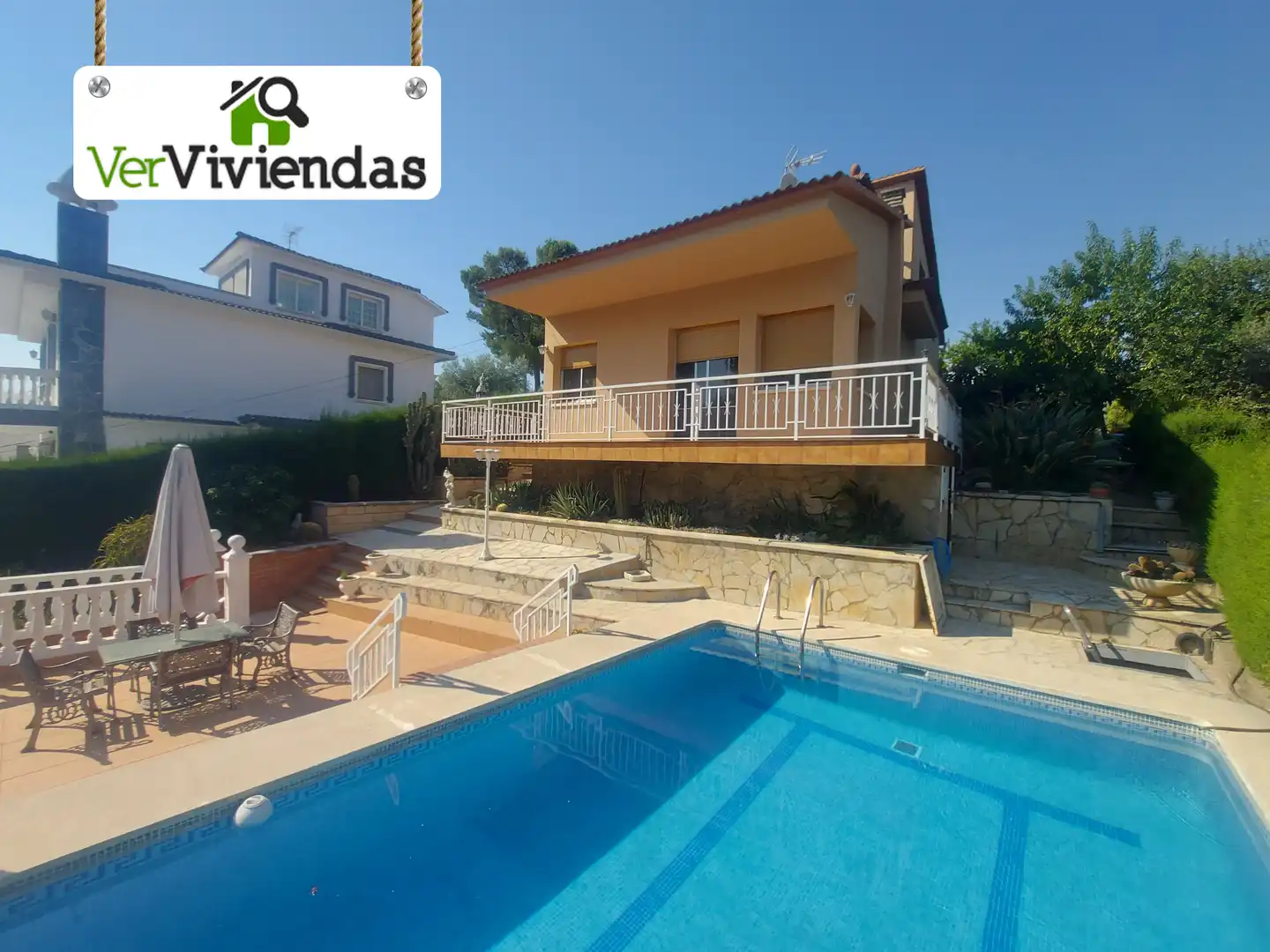 Vista exterior de Casa o xalet en venda en Piera amb Calefacció, Jardí privat i Terrassa