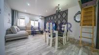 Living room of Flat for sale in Alicante / Alacant