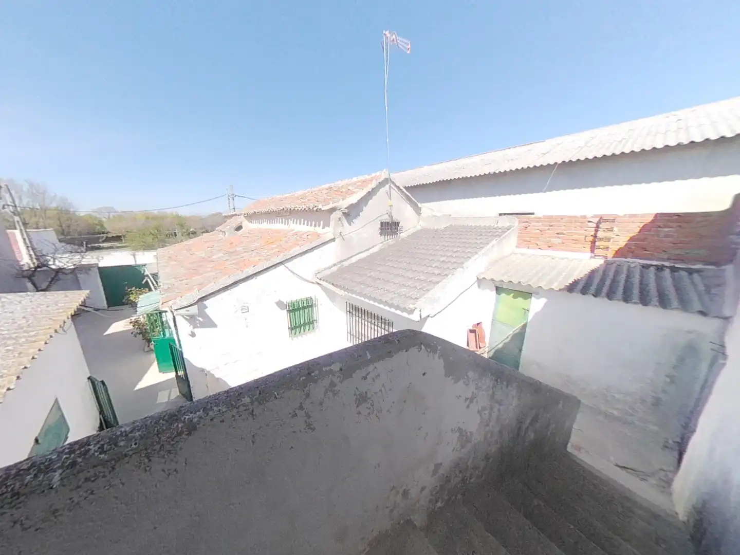 Vista exterior de Terreno en venta en Torrejón de Velasco