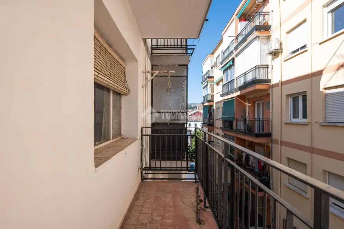 Terraza de Piso en venta en Granada con Balcón