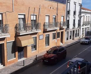 Vista exterior de Pis en venda en San Juan del Puerto amb Balcó