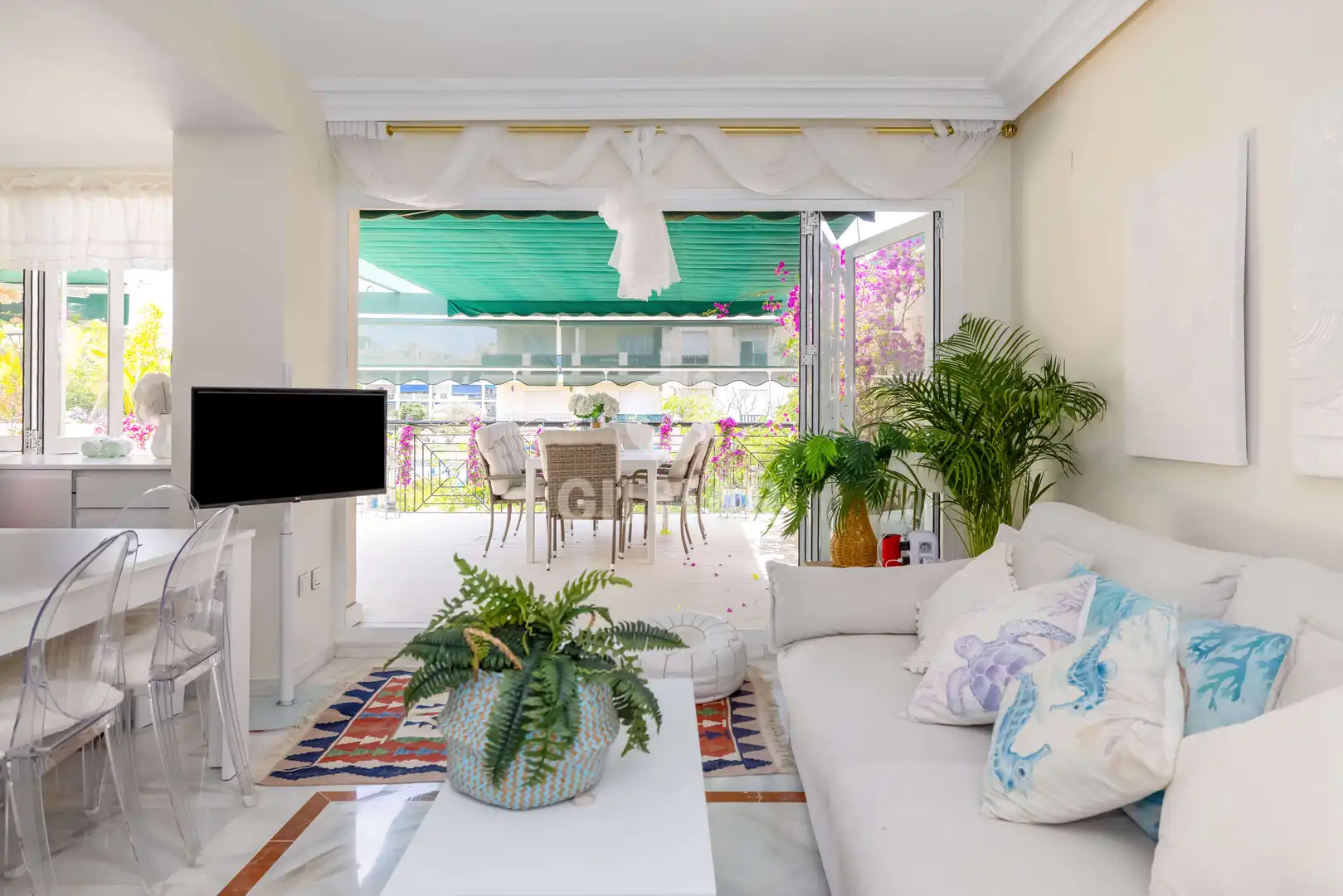 Terrace of Apartments for sale in Marbella  with Heating, Swimming Pool and Furnished