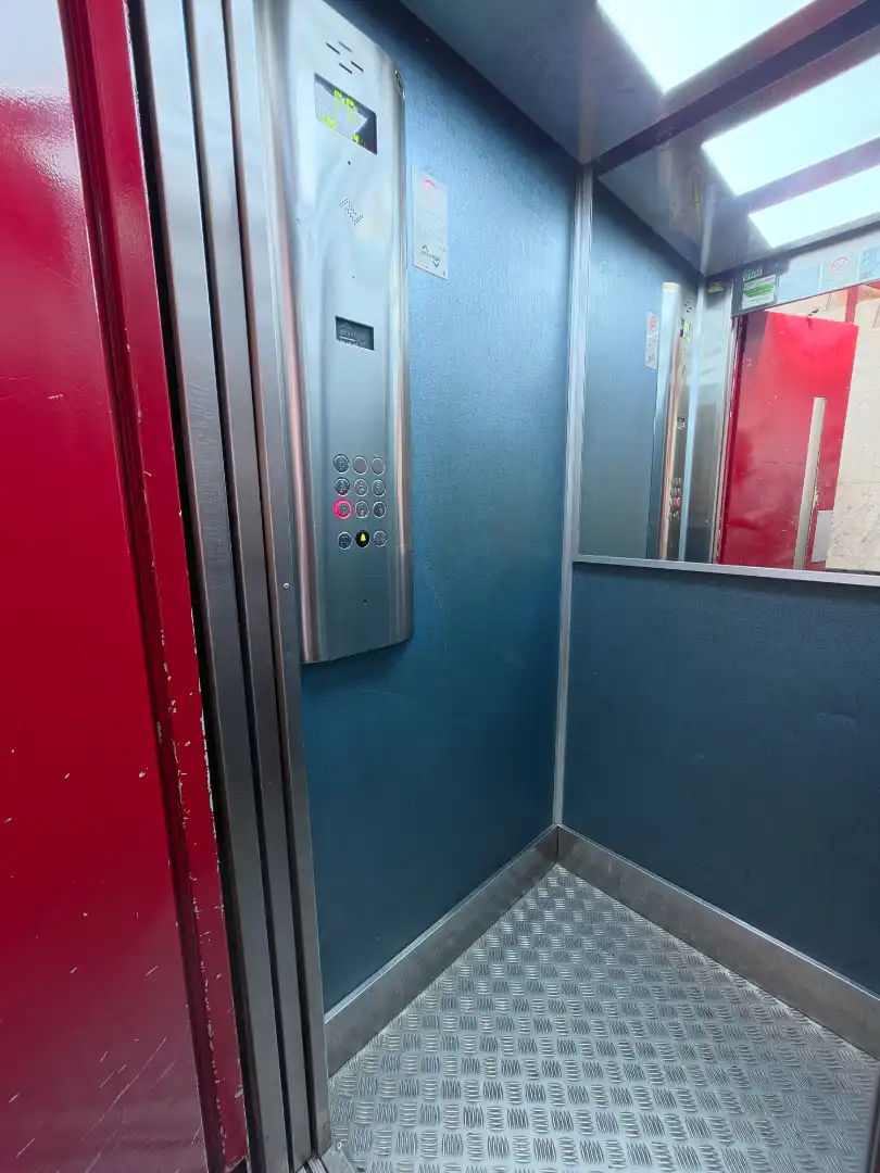 Piso con terraza en venta en Carrer del General Contreras, imagen 40