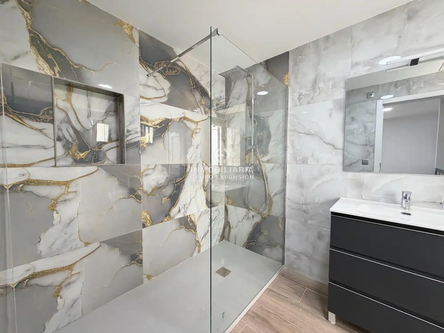 Baño de Planta baja en venta en Aspe