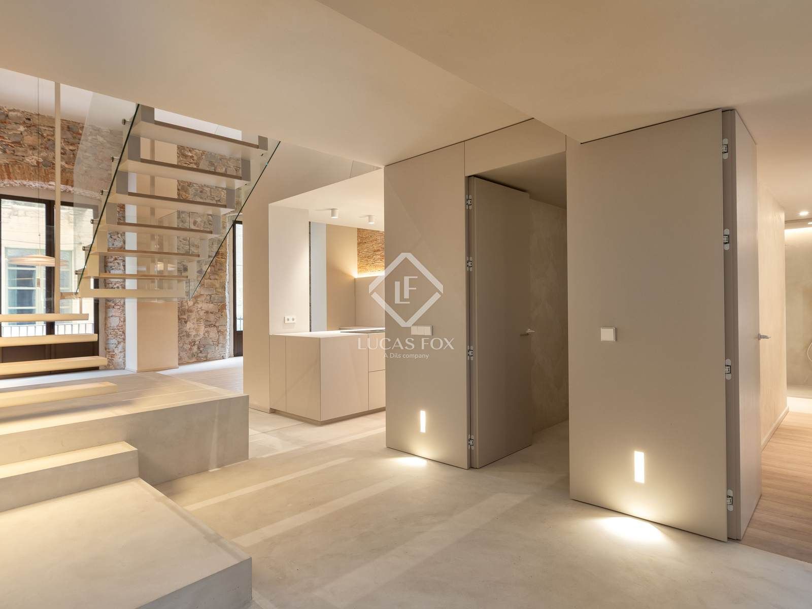 Flat for sale in Girona Capital  with Air Conditioner and Heating