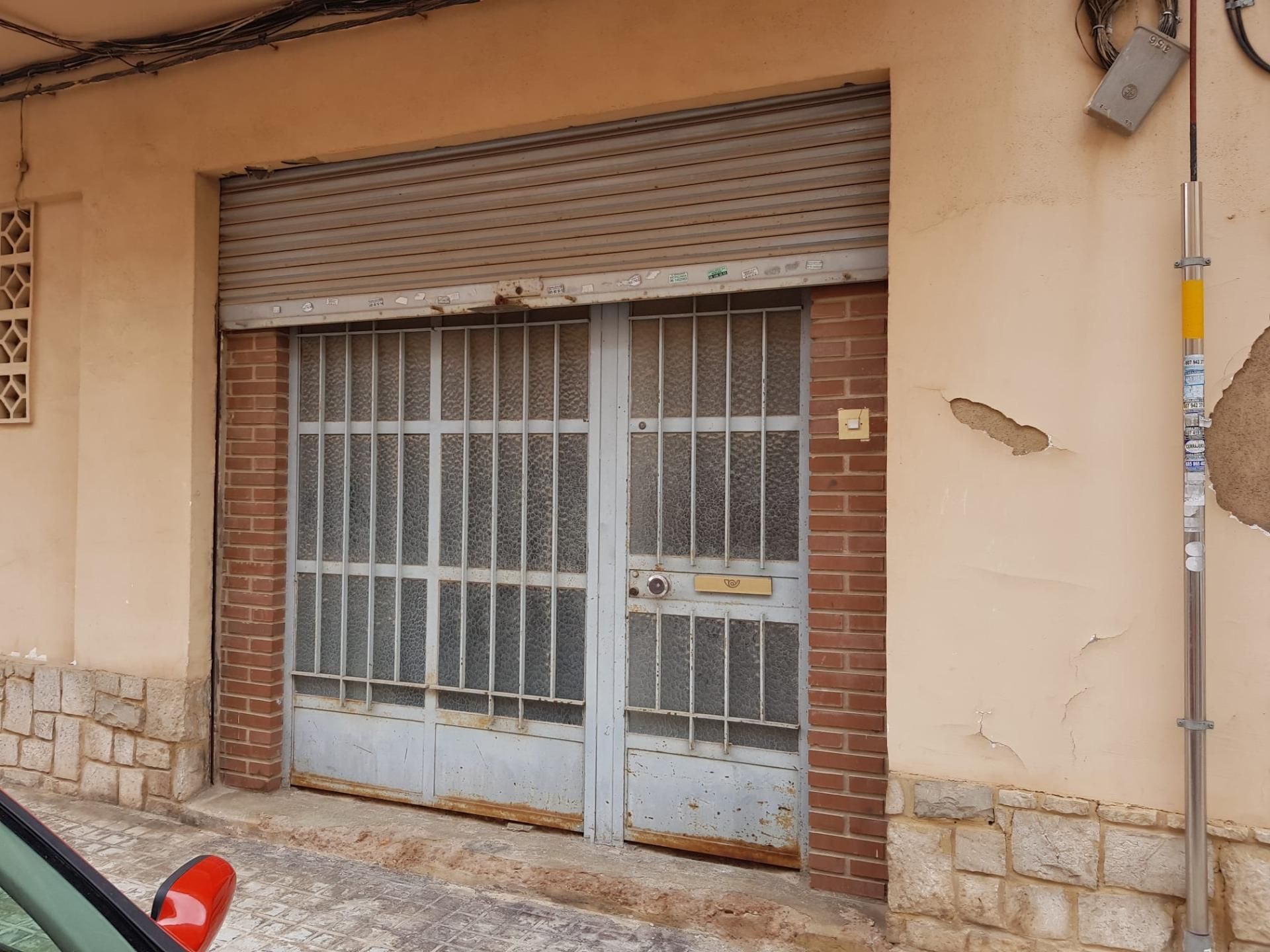 Außenansicht von Fabrikhallen zum verkauf in Moncada