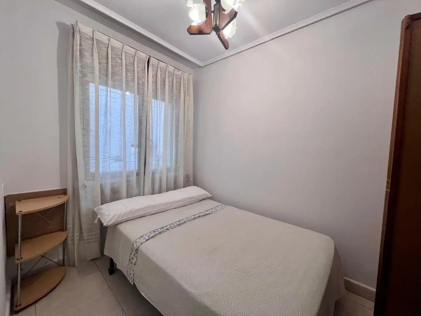 Bedroom of Flat for rent in Oviedo   with Heating and Furnished