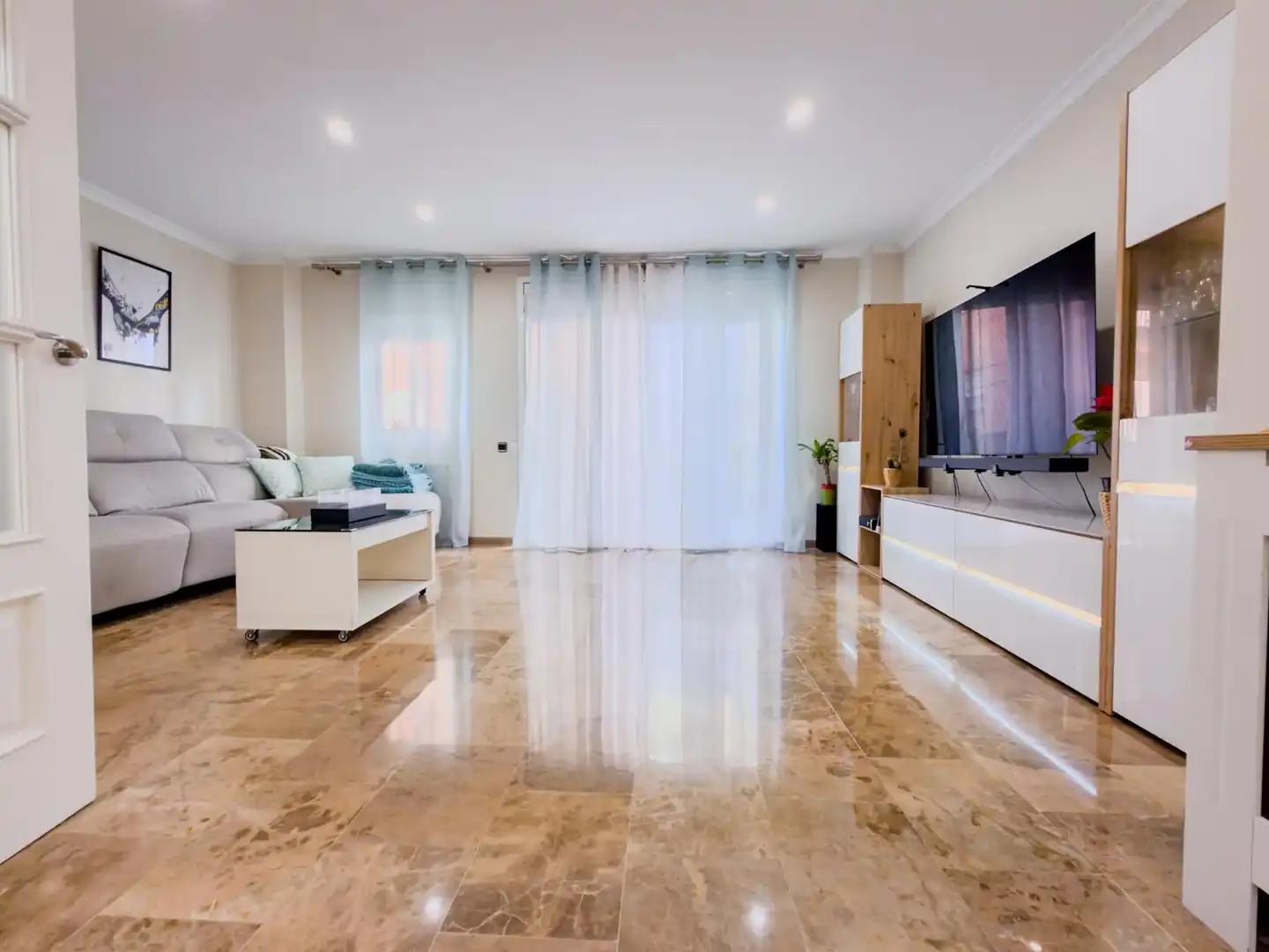 Living room of Apartments for sale in Mataró  with Heating, Terrace and Storage room