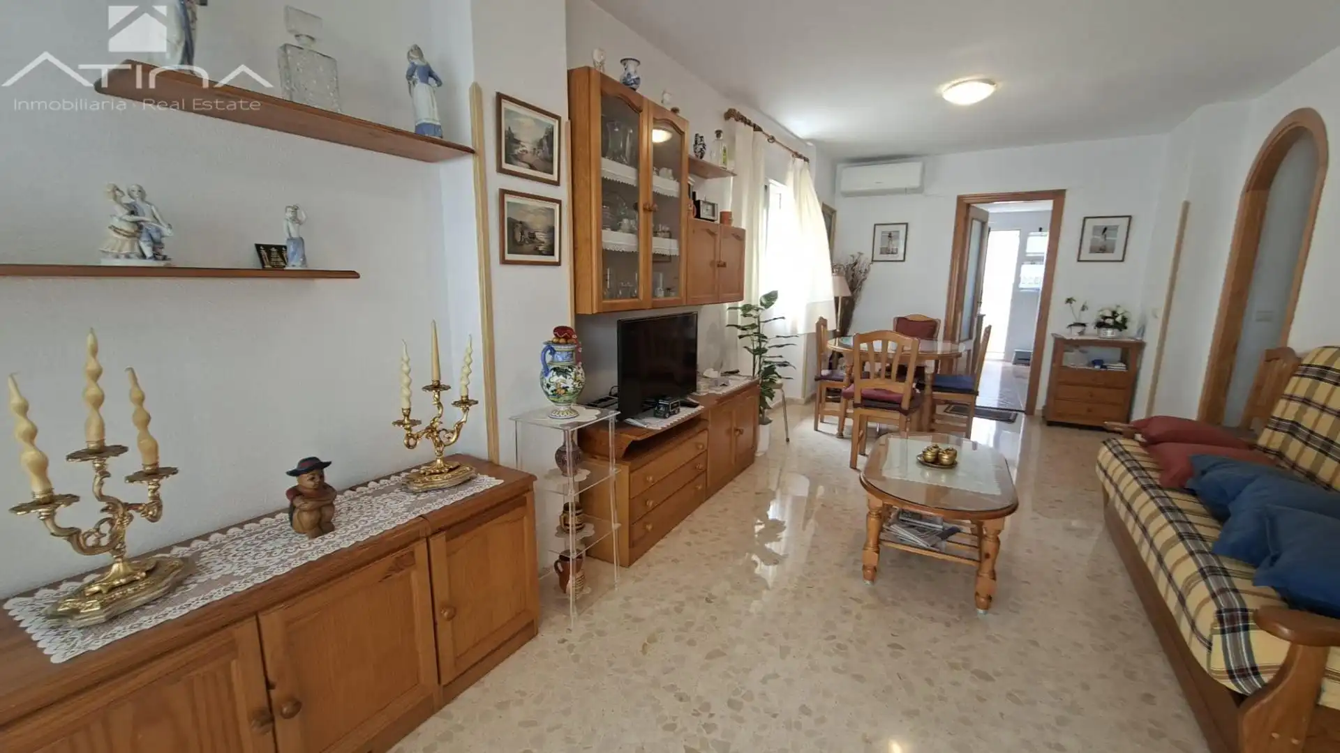 Sala de estar de Apartamento en venta en Daimús con Aire acondicionado, Calefacción y Amueblado