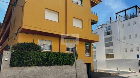 Foto 2 de Piso en venta en Calle Geraneos, 3, Almuñecar Centro, Almuñécar