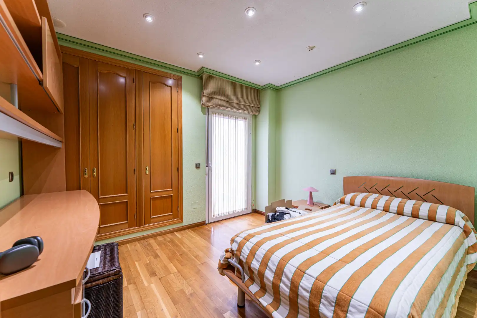 Dormitori de Casa o xalet en venda en Serranillos del Valle amb Aire condicionat, Calefacció i Jardí privat