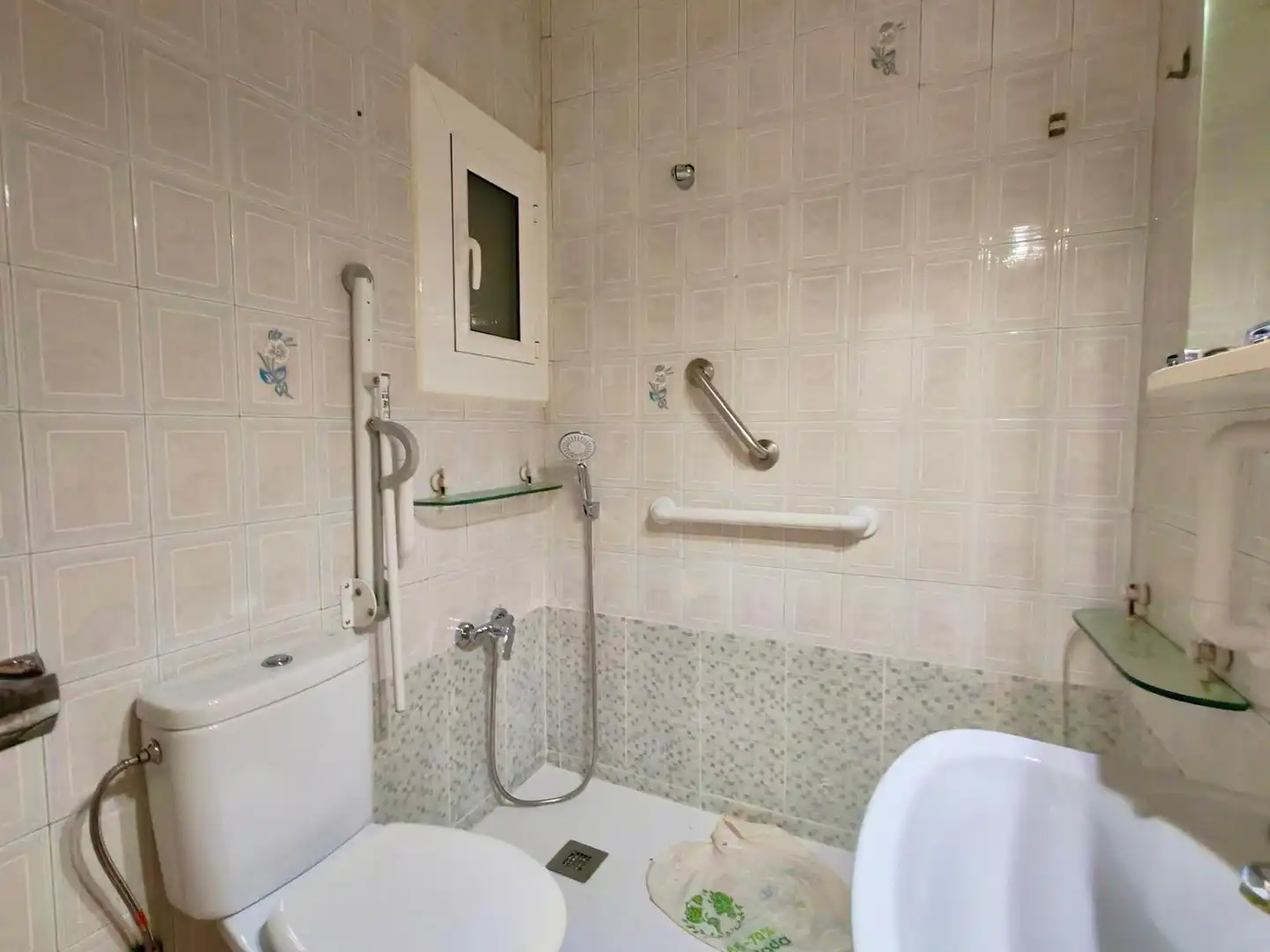 Planta baja en venta en Carrer CATALUNYA, Centre