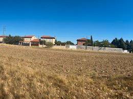 Terreno residencial en Venta en Calle Brezo, 28 en Ugena
