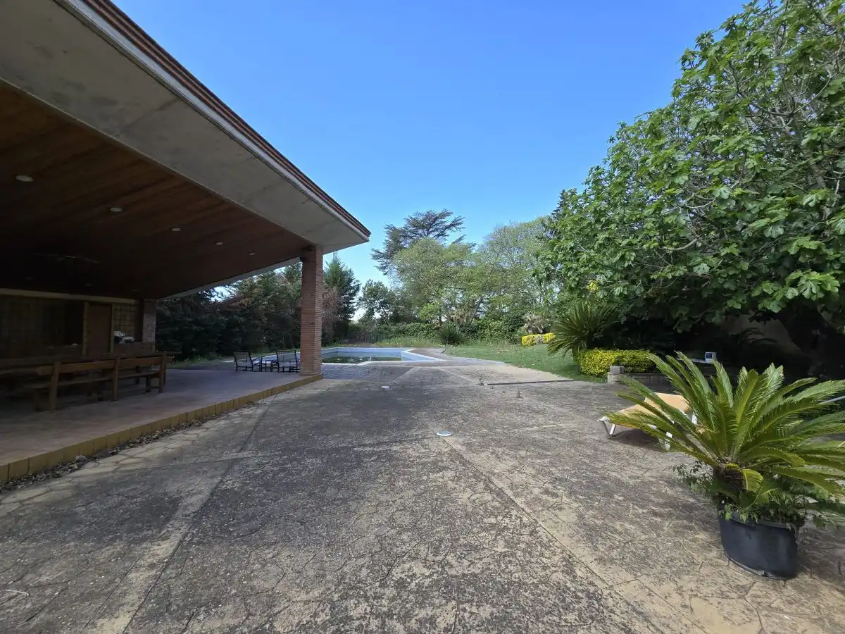 Jardí de Finca rústica en venda en La Roca del Vallès amb Terrassa i Balcó