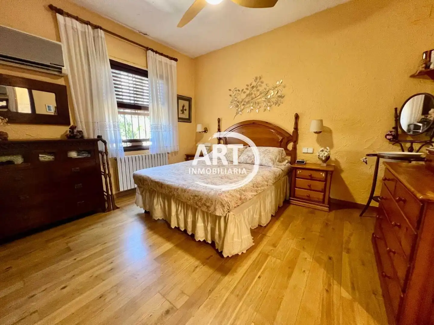Garden of Houses for sale in L'Eliana  with Air Conditioner, Heating and Private garden