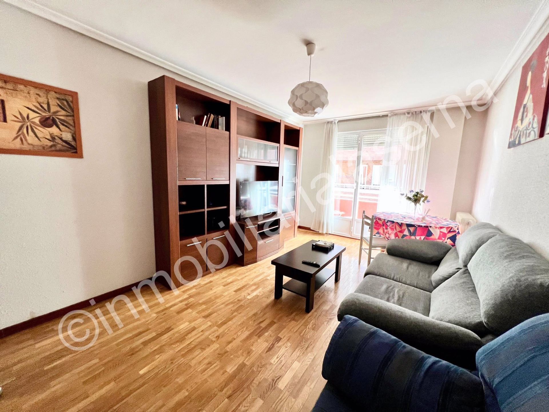 Flat for sale in Paseo Salamanca, Crucero, León Capital