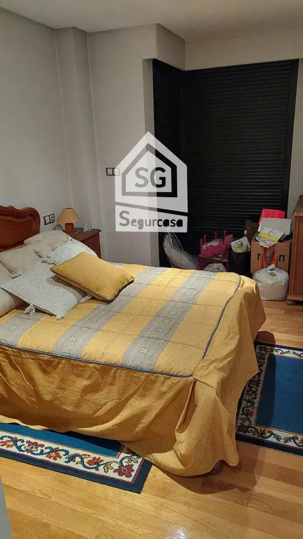 Piso en venta en Residencia, imagen 2