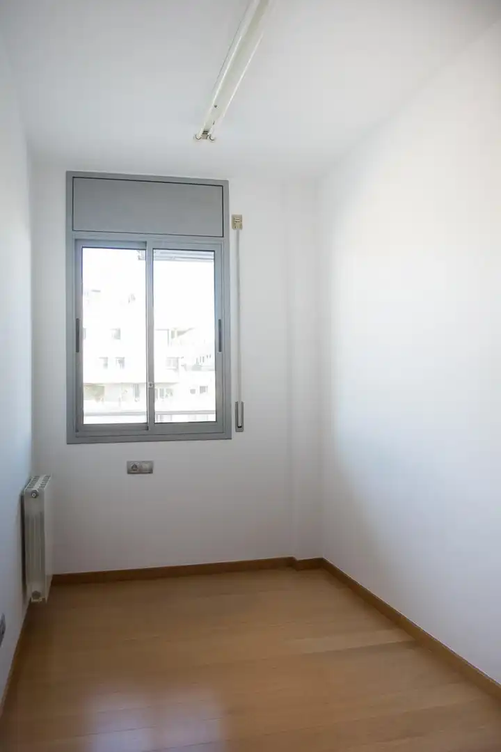 Bedroom of Flat for sale in Badalona  with Air Conditioner, Heating and Parquet flooring