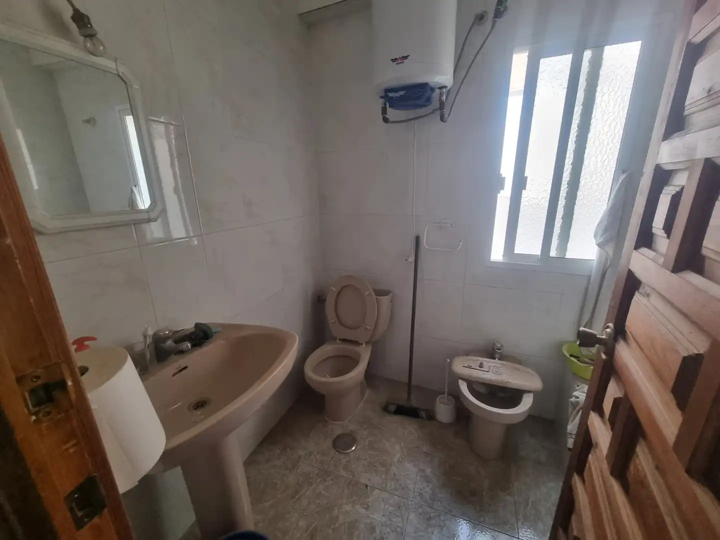 Bathroom of Buildings for sale in Almería