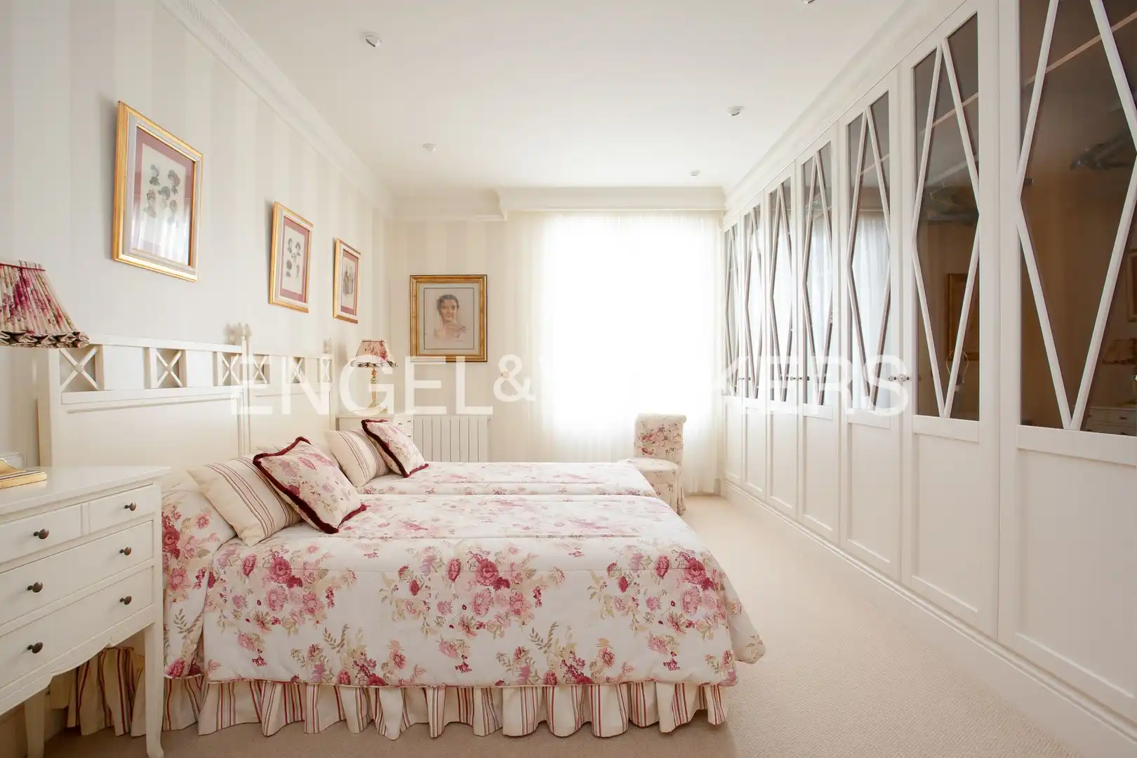 Habitación de Piso en venta en Bilbao  con Aire acondicionado, Calefacción y Parquet