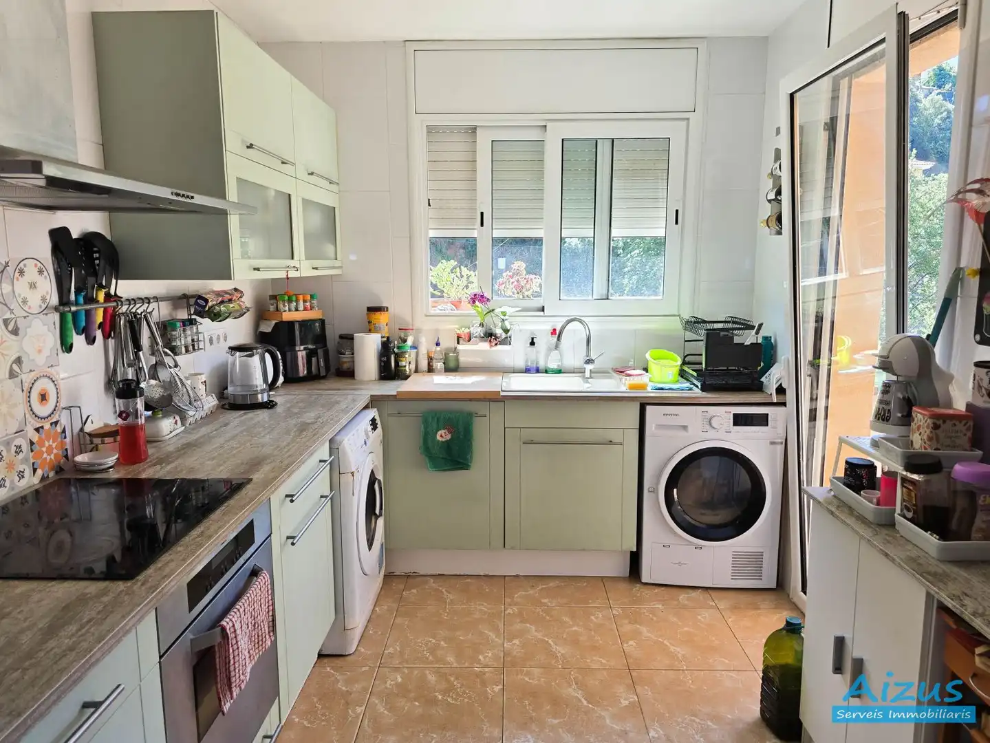 Kitchen of Houses for sale in Santa Susanna  with Air Conditioner, Terrace and Oven