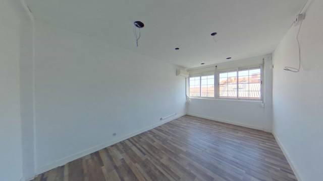 Piso en Venta en  Calle Piedrahita en Puerta Bonita