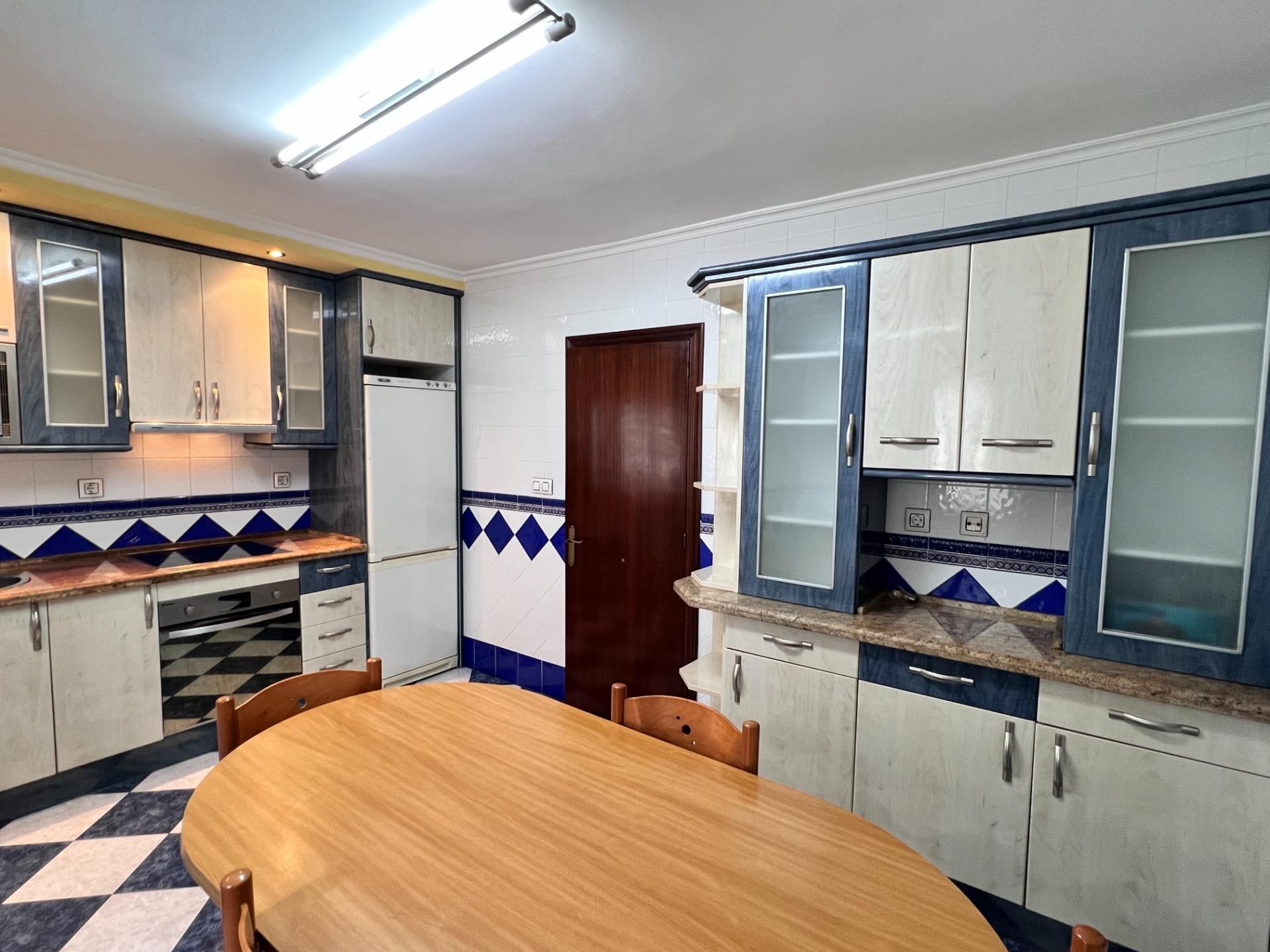 Kitchen of Flat for sale in Langreo