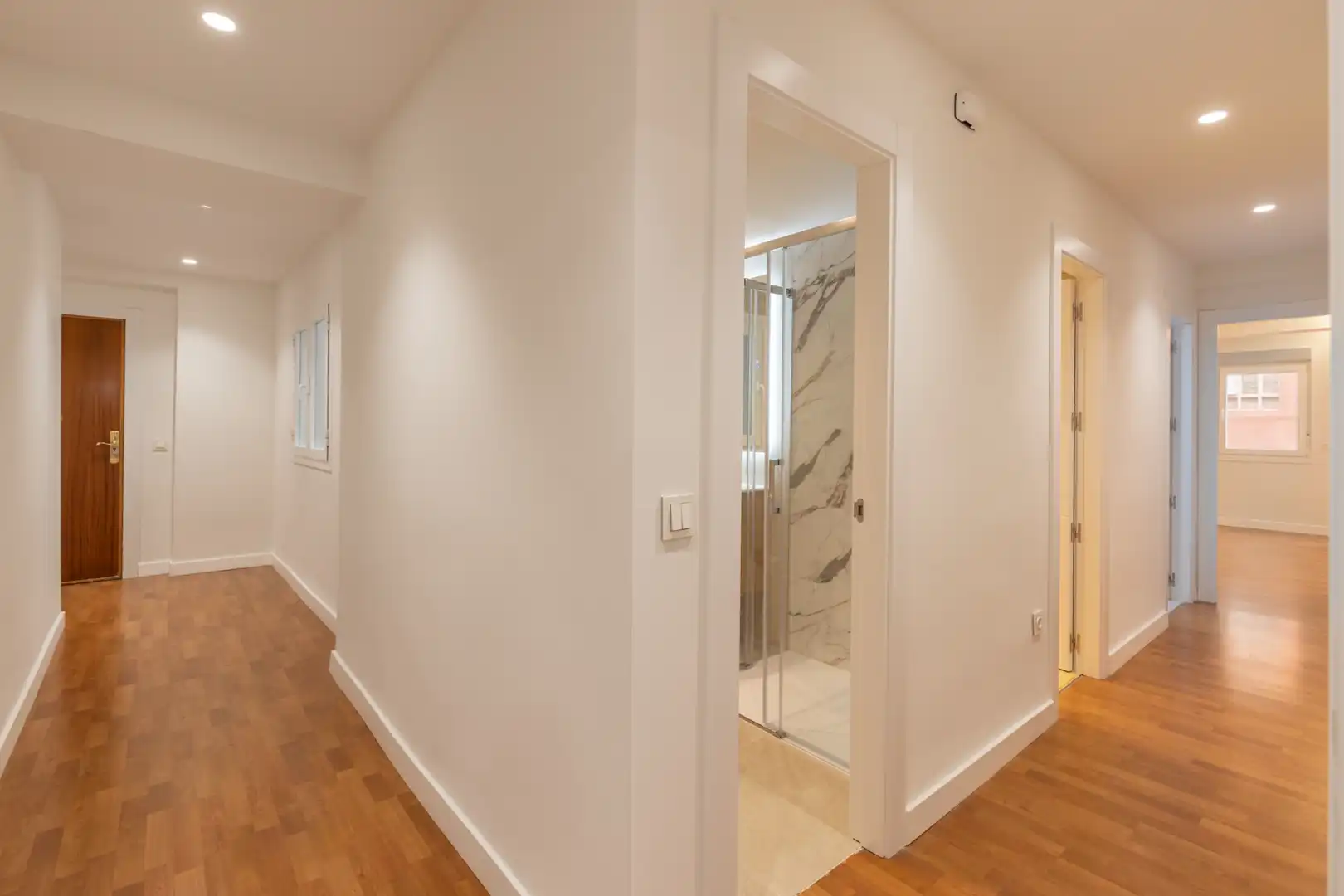 Flat for sale in Granada  with Air Conditioner, Heating and Parquet flooring