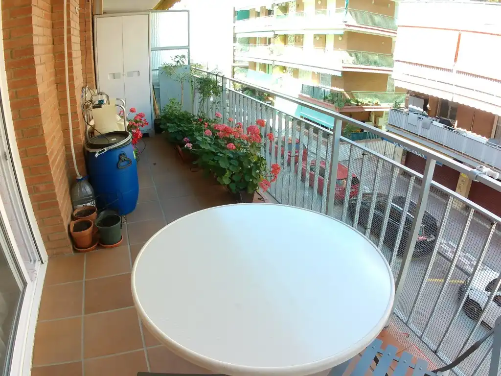 Terrassa de Pis en venda en Canet de Mar amb Aire condicionat i Balcó