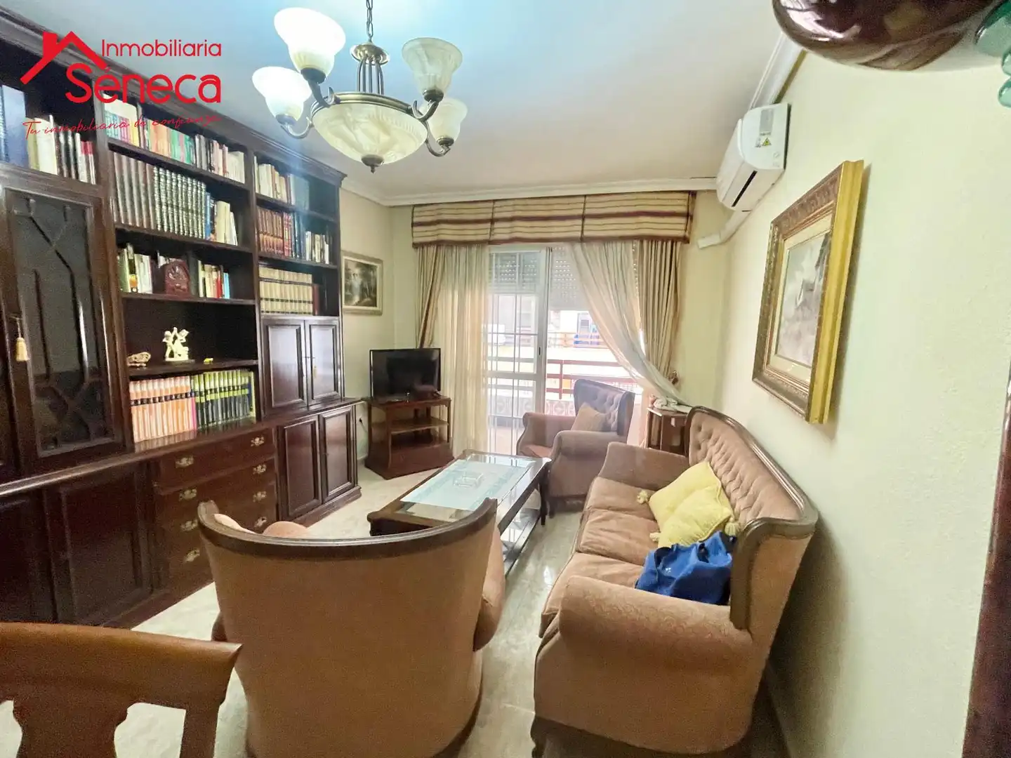 Living room of Flat for sale in Córdoba  with Air Conditioner, Heating and Terrace