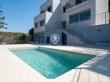 Casa amb piscina en venda a Mas Alba