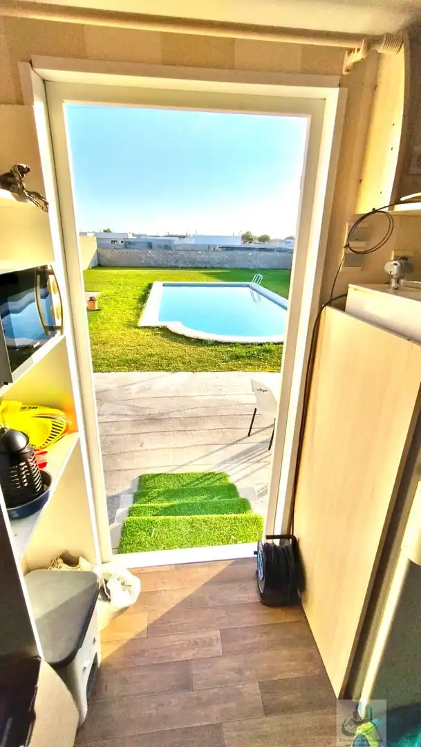 Schwimmbecken von Haus oder Chalet zum Verkauf in Chiclana de la Frontera