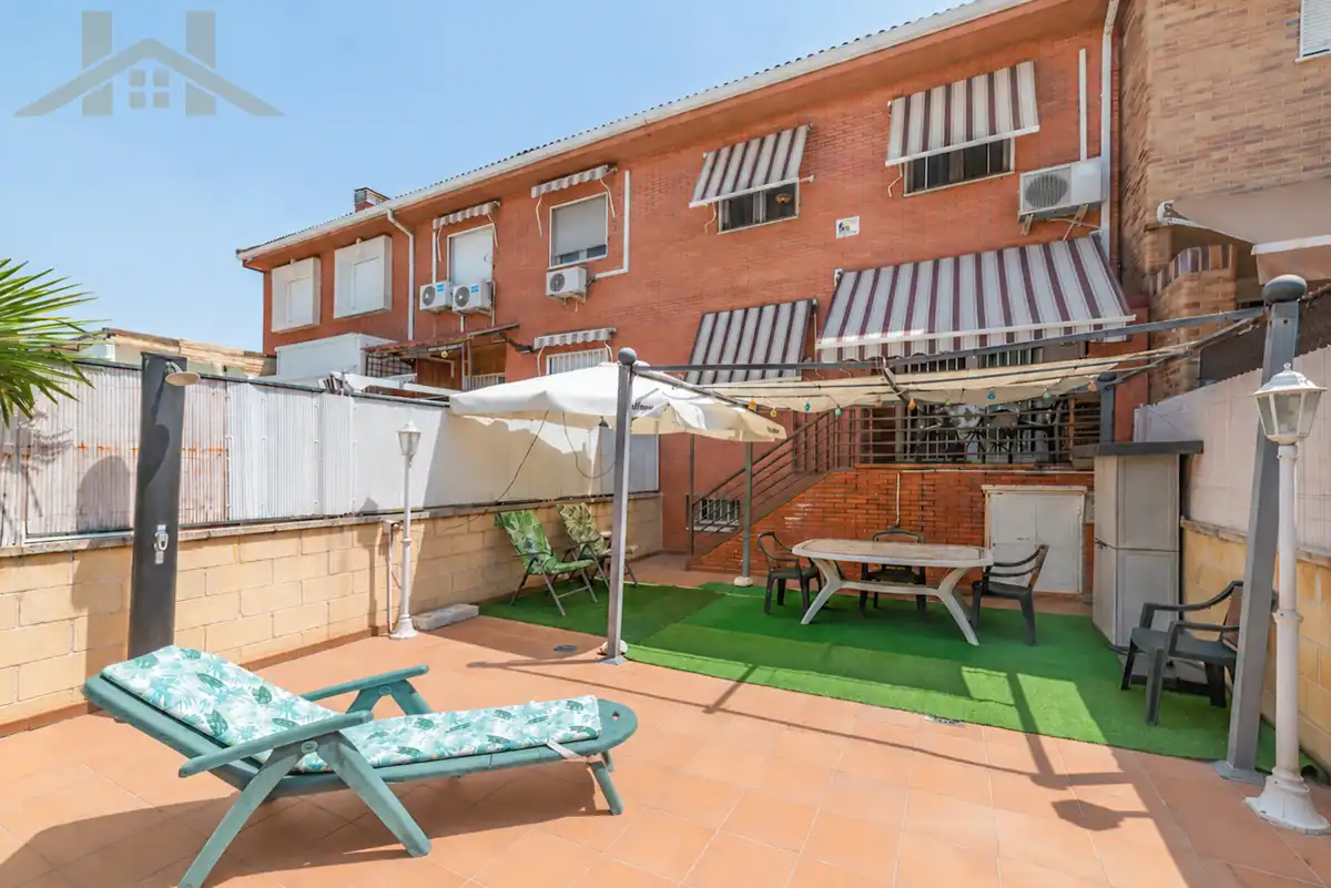 Terrassa de Casa adosada en venda en Valdemoro amb Aire condicionat, Calefacció i Traster