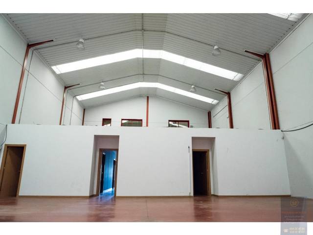 Nave industrial en Venta en Santa Cruz del Retamar pueblo