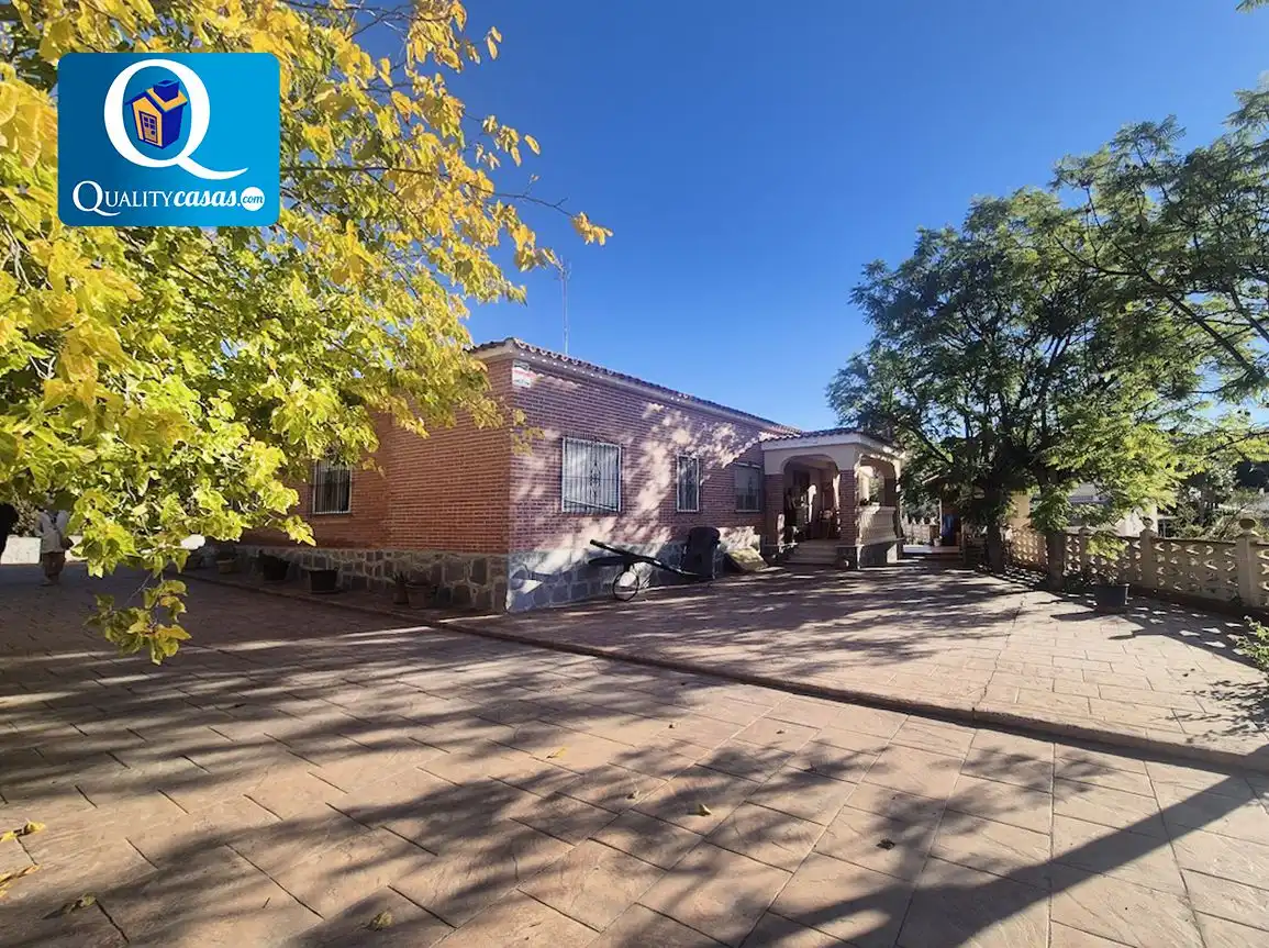 Chalet en venta en Busot, imagen 2