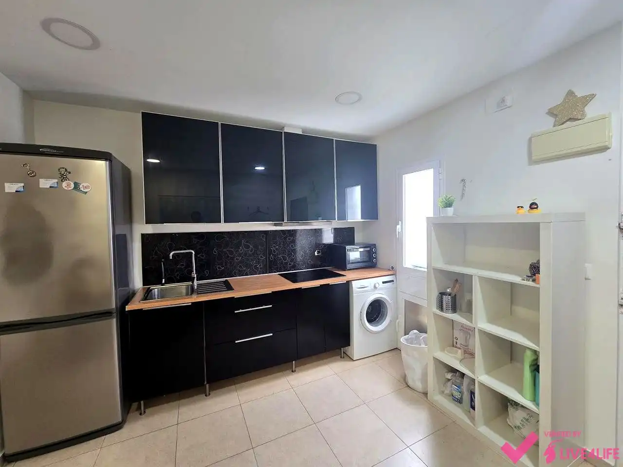 Kitchen of Flat for rent in Sevilla  with Air Conditioner, Terrace and Furnished
