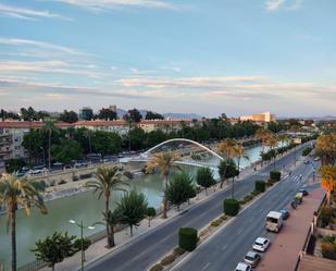 Vista exterior de Pis de lloguer en  Murcia Capital amb Aire condicionat, Calefacció i Jardí privat