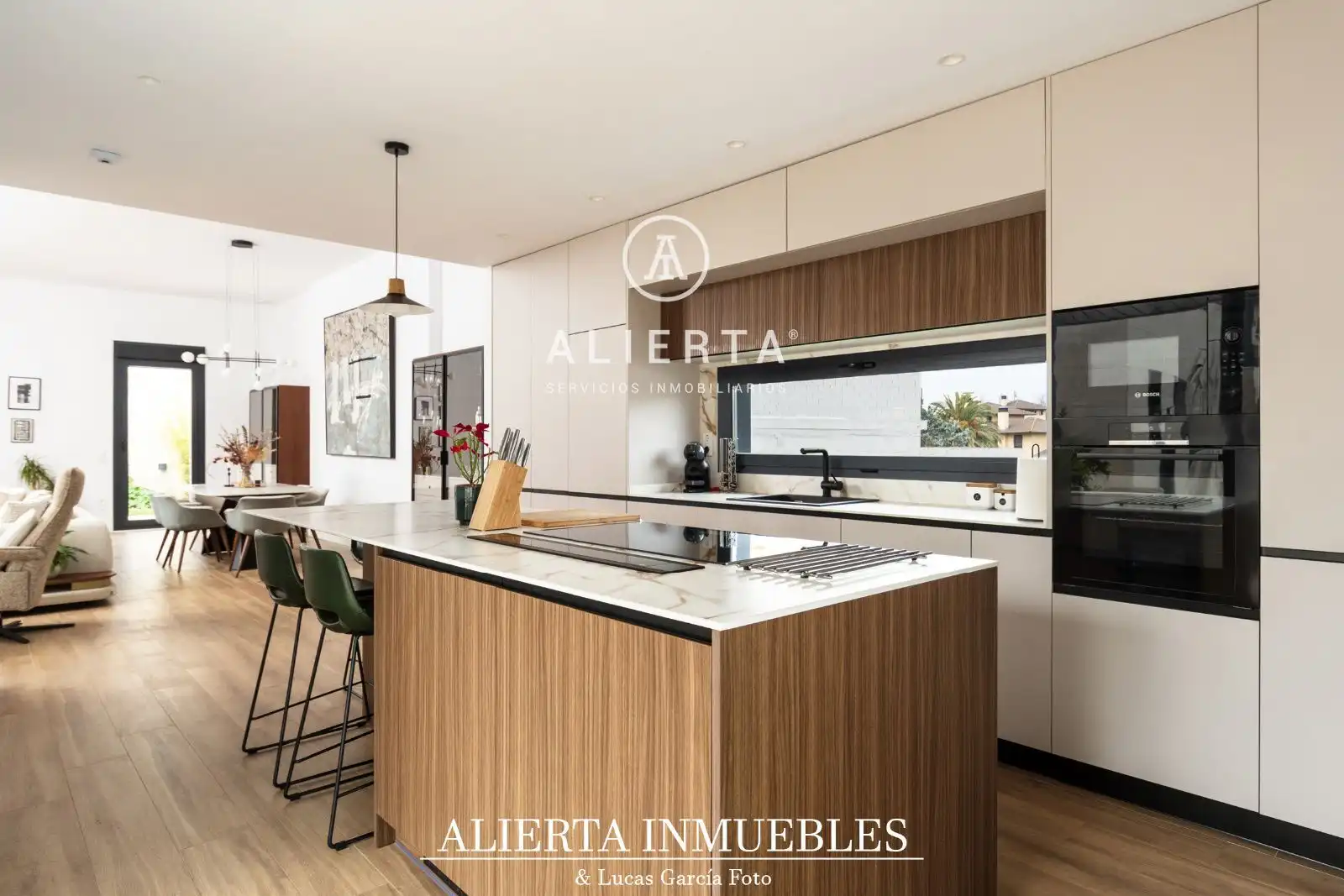 Cocina de Casa o chalet en venta en Zaragoza con Aire acondicionado, Calefacción y Trastero