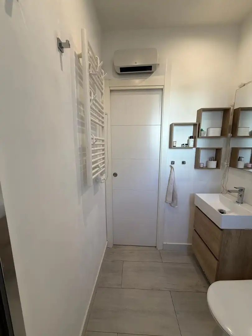 Bathroom of Flat for sale in Sevilla  with Balcony