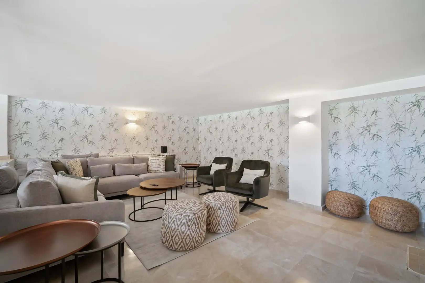 Houses for rent in Calle Alcala, Las Brisas