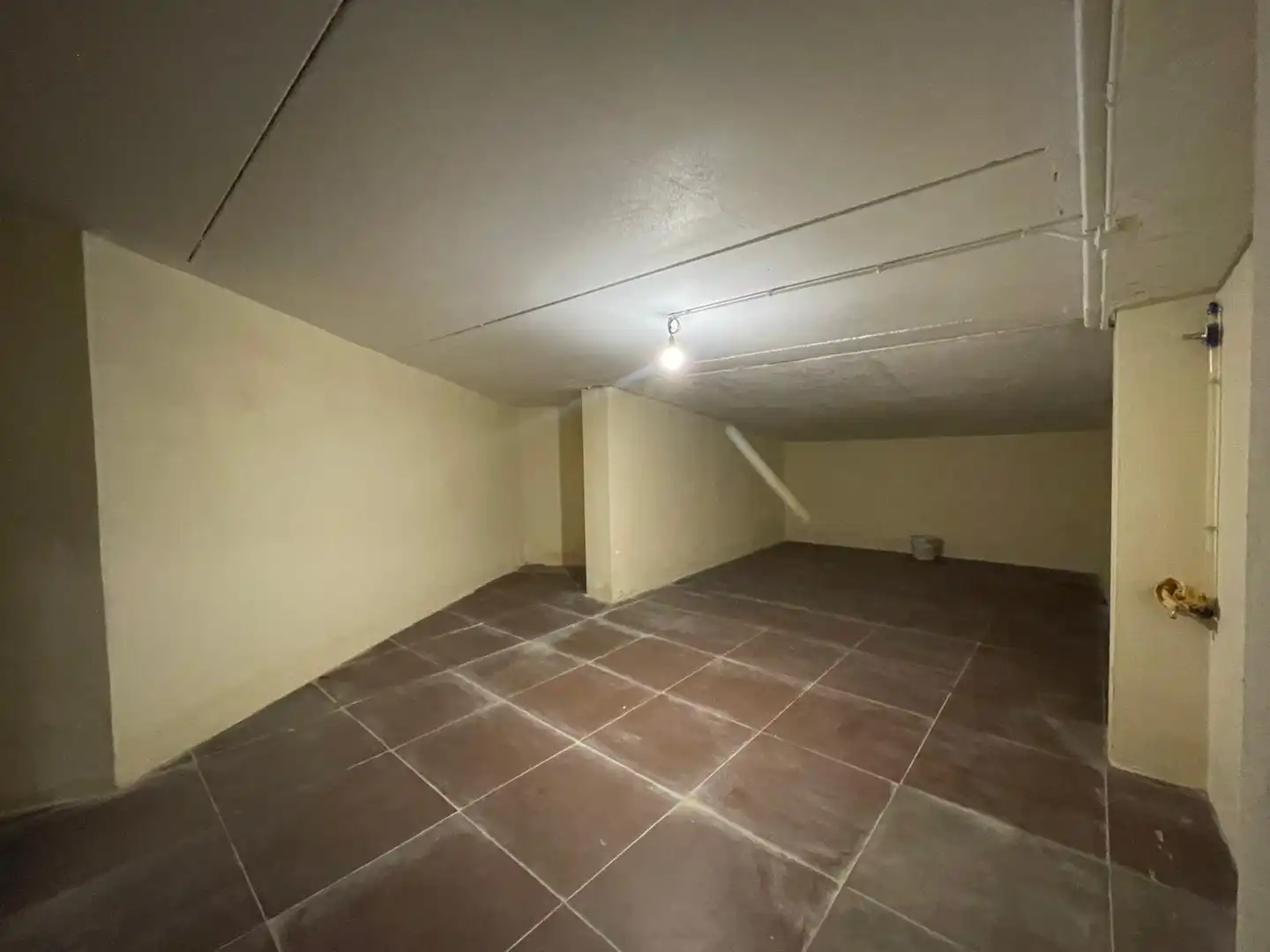 Storage room for sale in Fuensaldaña