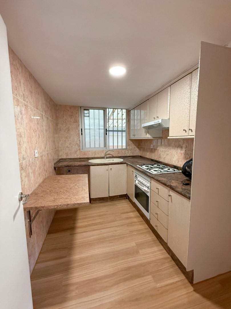 Cocina de Piso en venta en  Valencia Capital con Balcón